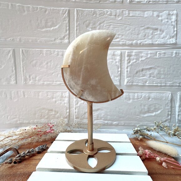 Gorgeous Blue Flash Moonstone Moon Carving with Stand (M1) - Picture 9 of 9